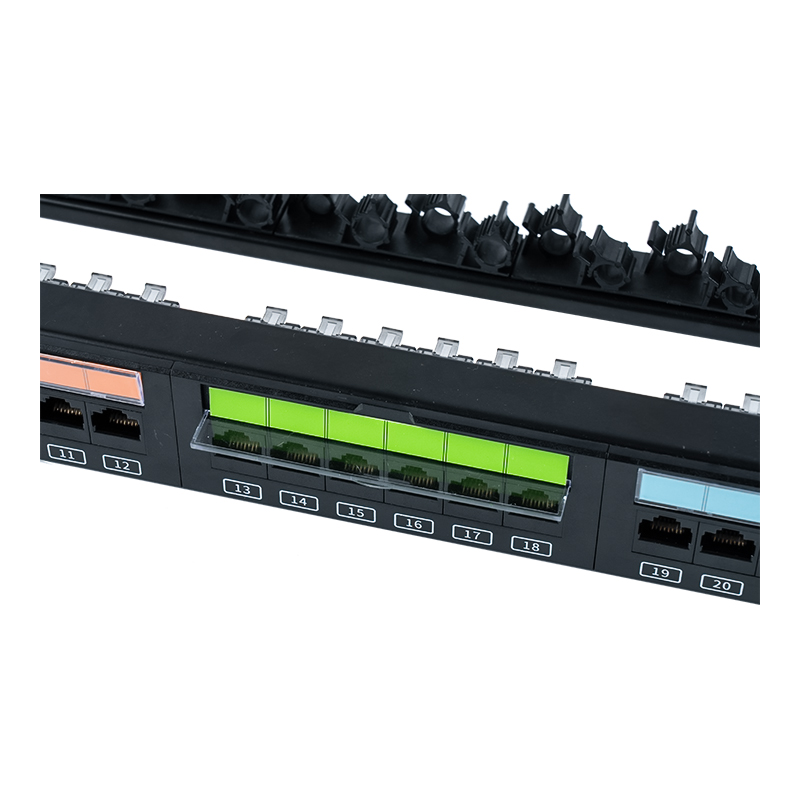 19-inch 1U 24-portus obtentu eculeo (flip-top plastic window) SP-3405-24P 19-inch 1U 24-portus obtentu eculeo (flip-top plastic window) SP-3405-24P